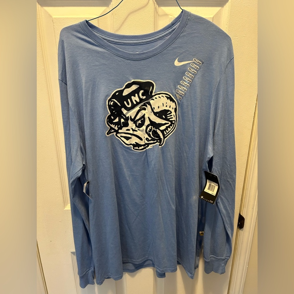Nike xxl North Carolina Tarheels long sleeve‎